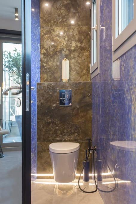 Luxury Acropolis View Apartment-living Stone Black Pearl * Atenas