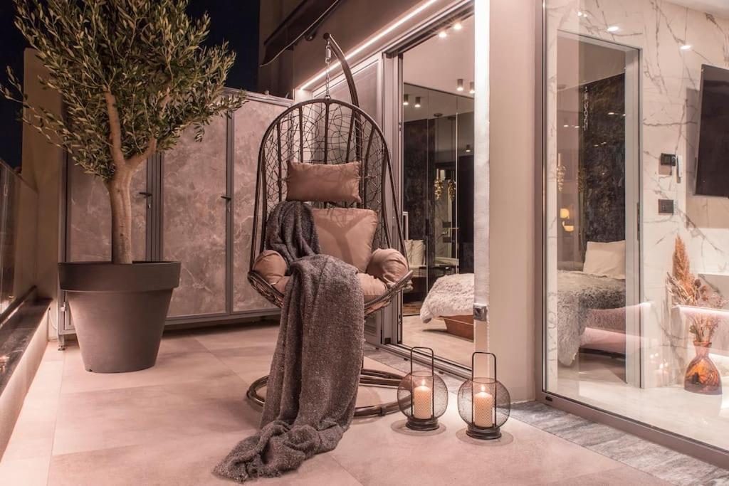 Luxury Acropolis View Apartment-living Stone Black Pearl Apartamento *
